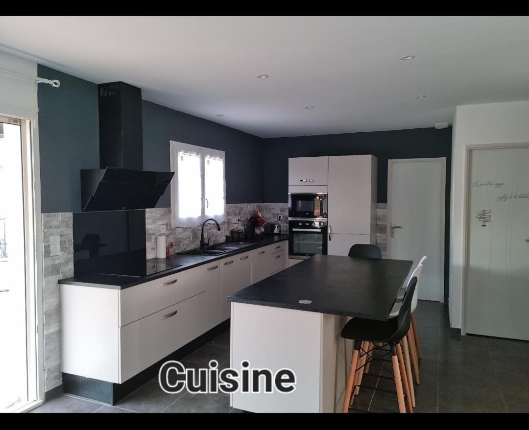 Maison 8 Couchages Clim, Plage A Pied, Petite Piscine Port-la-Nouvelle Εξωτερικό φωτογραφία